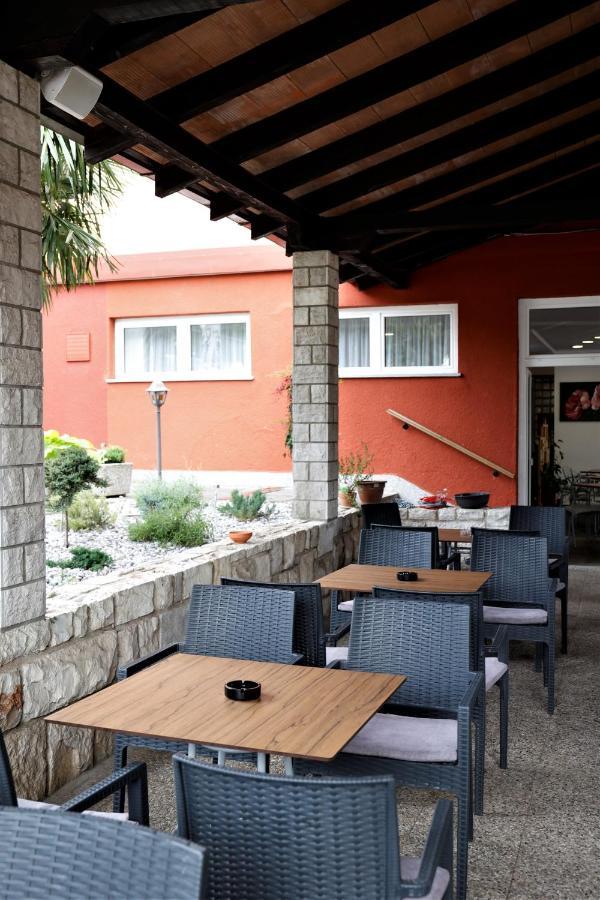 Hostel Soline بورتوروز المظهر الخارجي الصورة
